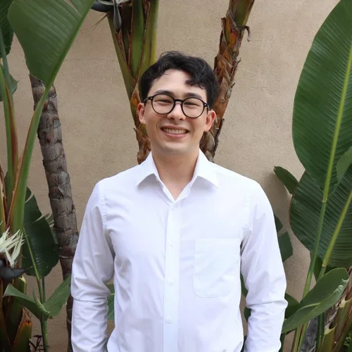 Cooper Hwa Bennet Headshot