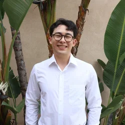 Cooper Hwa Bennet Headshot
